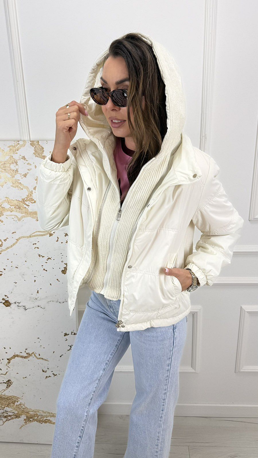 Kurtka Przejściowa Ecru ze sweterkiem